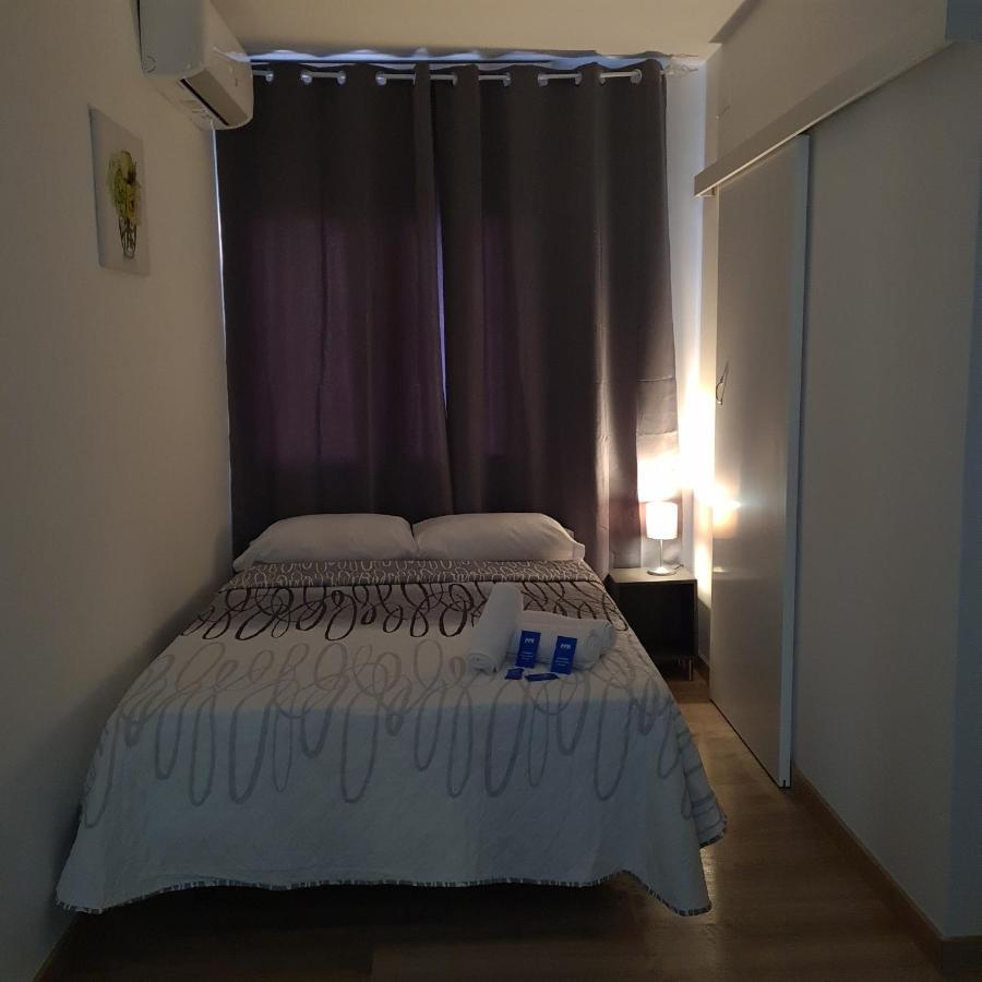 Hostal Vara Madrid Luaran gambar