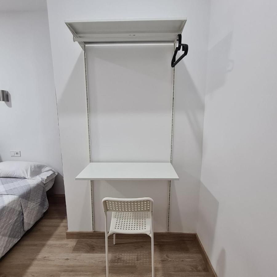 Hostal Vara Madrid Luaran gambar