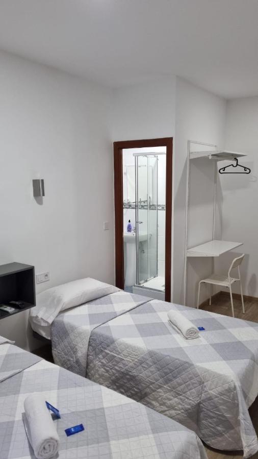 Hostal Vara Madrid Luaran gambar