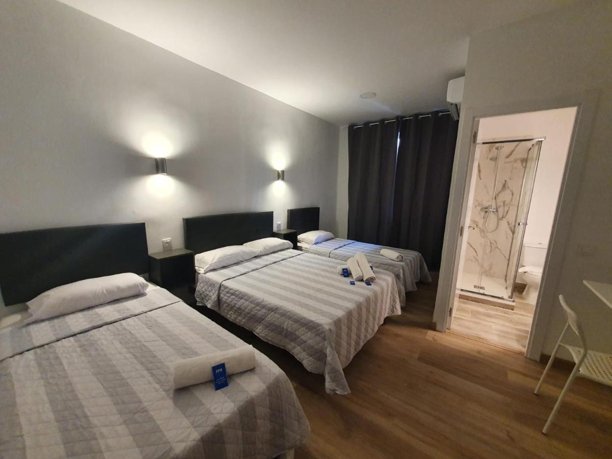 Hostal Vara Madrid Luaran gambar